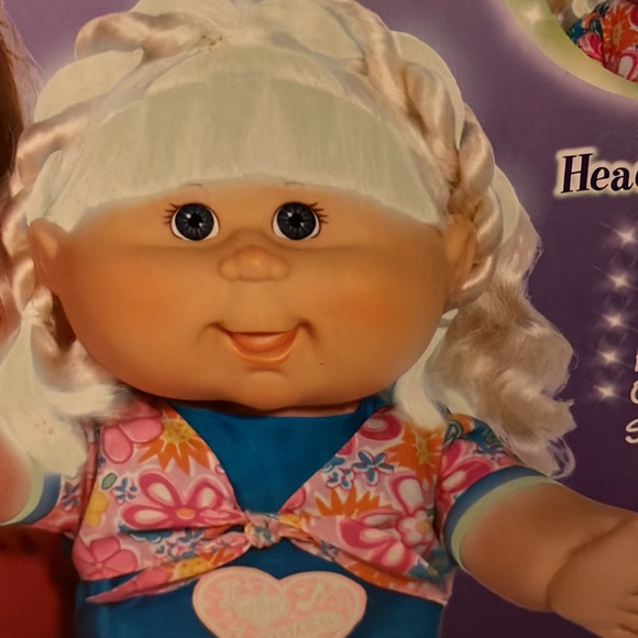 Cabbage  Patch Doll Magic Glow Surprise  doll 2007 rare blonde with pigtails ☺️ - Picture 6 of 11